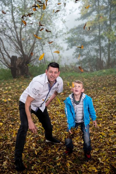 Herbstfotografie Vater und Sohn