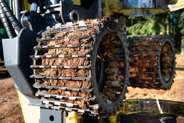 Foto Reportage - Fachzeitschrift Forst und Technik - Harvester H-Serie